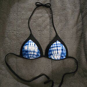 No Boundaries blue tiedye string bikini top